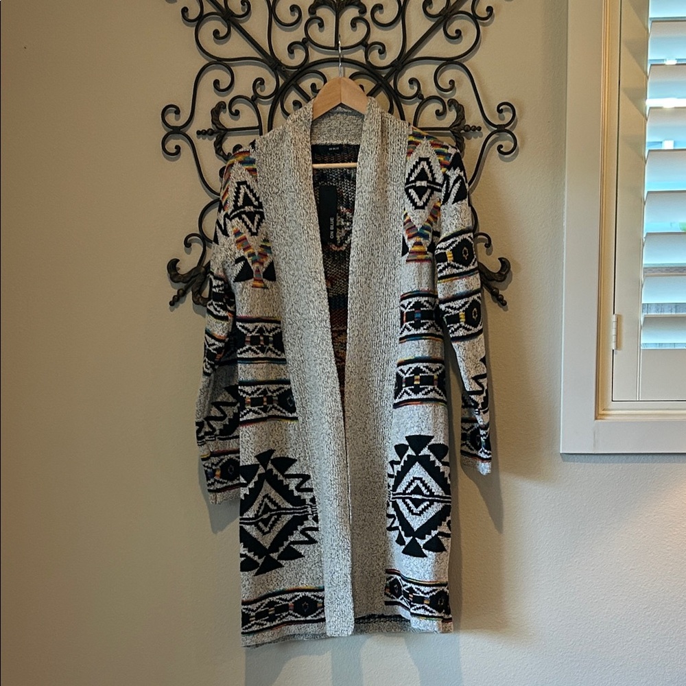 ON BLUE SOUTHWESTERN PRINTED CARDIGAN SMALL NWT